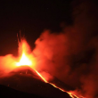 L'eruzione dell'Etna (Ansa)