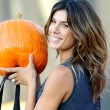 Los Angeles, Elisabetta Canalis compra la zucca per Halloween FOTO02