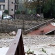 Parma, ponti ostruiti da container e baracche abusive lungo gli argini FOTO3
