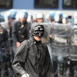 Corteo Napoli, scontri Block Bce-polizia in strada 7