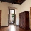Roma, in vendita il palazzo del Marchese del Grillo: saloni, stucchi, cappella