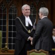 Canada, Kevin Vickers ha sparato all'attentatore: applausi per lui in Parlamento 03