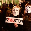 Anonymous in piazza a Londra, scontri con la polizia06