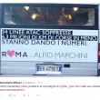 Roma, autobus Atac con pubblicità Alfio Marchini contro taglio corse 02