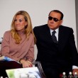 Berlusconi, si aggrava l'uveite: ricoverato al San Raffaele per una settimana 01