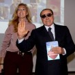 Berlusconi, si aggrava l'uveite: ricoverato al San Raffaele per una settimana 03