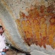 India, i dipinti di 10mila anni fa che ritraggono alieni e UFO01
