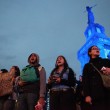 Città del Messico, scontri davanti parlamento per 43 studenti scomparsi08