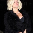 Lady Gaga come Marilyn Monroe: i capelli e il vestito sono uguali03