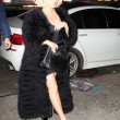 Lady Gaga come Marilyn Monroe: i capelli e il vestito sono uguali07