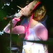 Miley Cyrus sul palco col tanga: poi si mette a fumare marijuana 08