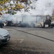 Roma, autobus a fuoco a Monteverde: completamente distrutto FOTO 2