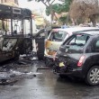 Roma, autobus a fuoco a Monteverde: completamente distrutto FOTO 3