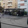 Roma, autobus a fuoco a Monteverde: completamente distrutto FOTO 4