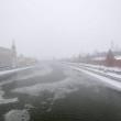 Mosca, tempesta di neve: voli cancellati e traffico in tilt 06