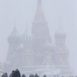 Mosca, tempesta di neve: voli cancellati e traffico in tilt 11