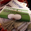 Charlie Hebdo quasi esaurito a Parigi: file a edicole dall'alba 02