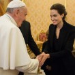 Angelina Jolie a Roma da papa Francesco01