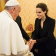 Angelina Jolie a Roma da papa Francesco02