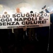 Pino Daniele, funerali Napoli: folla canta in piazza Plebiscito02