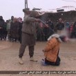 Isis, esecuzione pubblica di un civile in Siria: bambini tra gli spettatori FOTO