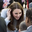 Kate Middleton, sesto mese gravidanza: all'evento benefico è sorridente e in forma 5