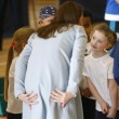 Kate Middleton, sesto mese gravidanza: all'evento benefico è sorridente e in forma 09