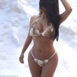 kim kardashian, in furkini FOTO: risponde al monokini di Amber Rose 04