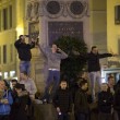 Roma, scontri tra tifosi del Feyenoord e la polizia a Campo de' Fiori FOTO 2