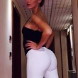 Anna Tatangelo sexy su Chi FOTO: culotte, calze a rete e tacchi a spillo 04