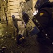 Roma, scontri tra tifosi del Feyenoord e la polizia a Campo de' Fiori FOTO 7