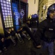 Roma, scontri tra tifosi del Feyenoord e la polizia a Campo de' Fiori FOTO 8