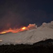 Etna, eruzione cratere sud-est: lava si mischia a neve FOTO07