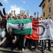 VIDEO Youtube: ultras Feyenoord a Roma occupano piazza di Spagna, nuovi scontri polizia
