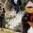 Isis, il filmato ridicolo dell'addestramento delle forze speciali02