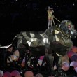 Super Bowl, performance Katy Perry: leone meccanico, 4 cambi abito, effetti speciali 4