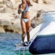 Pippa Middleton in bikini ai Caraibi