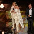 Festival di Sanremo 2015, Al Bano e le flessioni sul palco 07