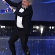 VIDEO YouTube - Sanremo 2015, Massimo Ferrero canta Vita Spericolata 02