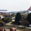 VIDEO YouTube, aereo Turkish Airlines finisce fuori pista a Katmandu 01