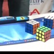 VIDEO YouTube risolve cubo Rubik in 1 minuto e 23 secondi ed entra nel Guinness (4)