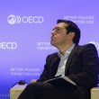 Alexis Tsipras nella sede dell'Ocse (LaPresse)