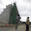 Giappone, enorme muro anti-tsunami lungo 400 metri092
