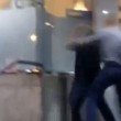 Birmingham: ragazzo sikh preso a pugni in strada, nessuno interviene02