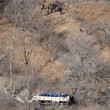 Cina: precipita bus in dirupo: 20 morti, 13 feriti 11