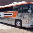 VIDEO YouTube: Elvis Presely, all'asta TCB Tour Bus super lusso comprato per la band