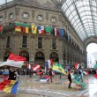 Milano, imbrattata di finto sangue bandiera di Israele per Expo FOTO 3