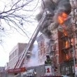 Manhattan, esplosione e crollo di una palazzina: almeno 30 feriti02