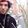 VIDEO YouTube: Mattia Calise, consigliere M5s Milano sale su alberi per impedire abbattimento4