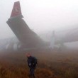 VIDEO YouTube, aereo Turkish Airlines finisce fuori pista a Katmandu 03